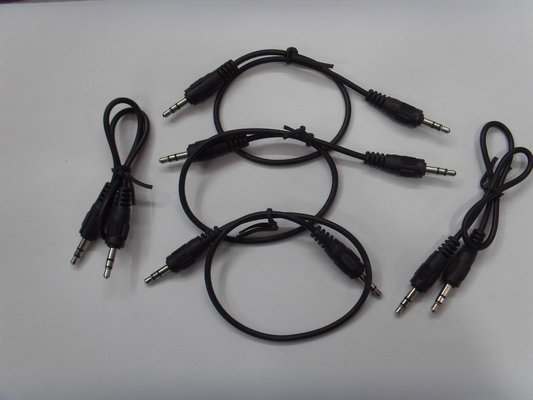 Μαύρη μίνι εξάρτηση καλωδίων προσαρμοστών φορτιστών αυτοκινήτων USB cOem 12V για το iPhone 4, iPAD